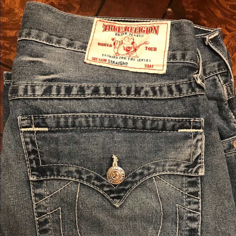 TRUE RELIGION Jeans.  Size.  34 x 32